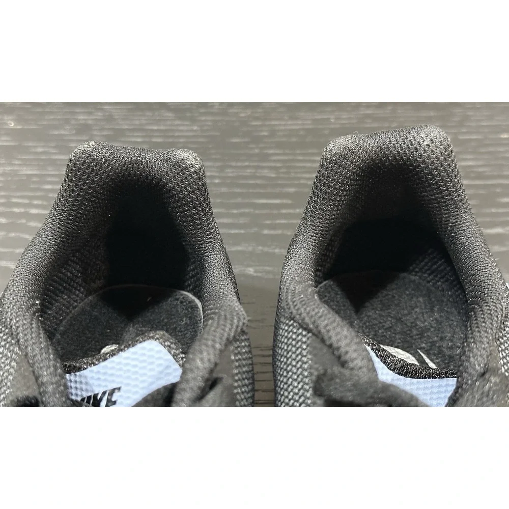 Nike Zoom Rival Track Shoes Size 9 Women's / Men's 7 .5 Black  W/ Spike Wrench